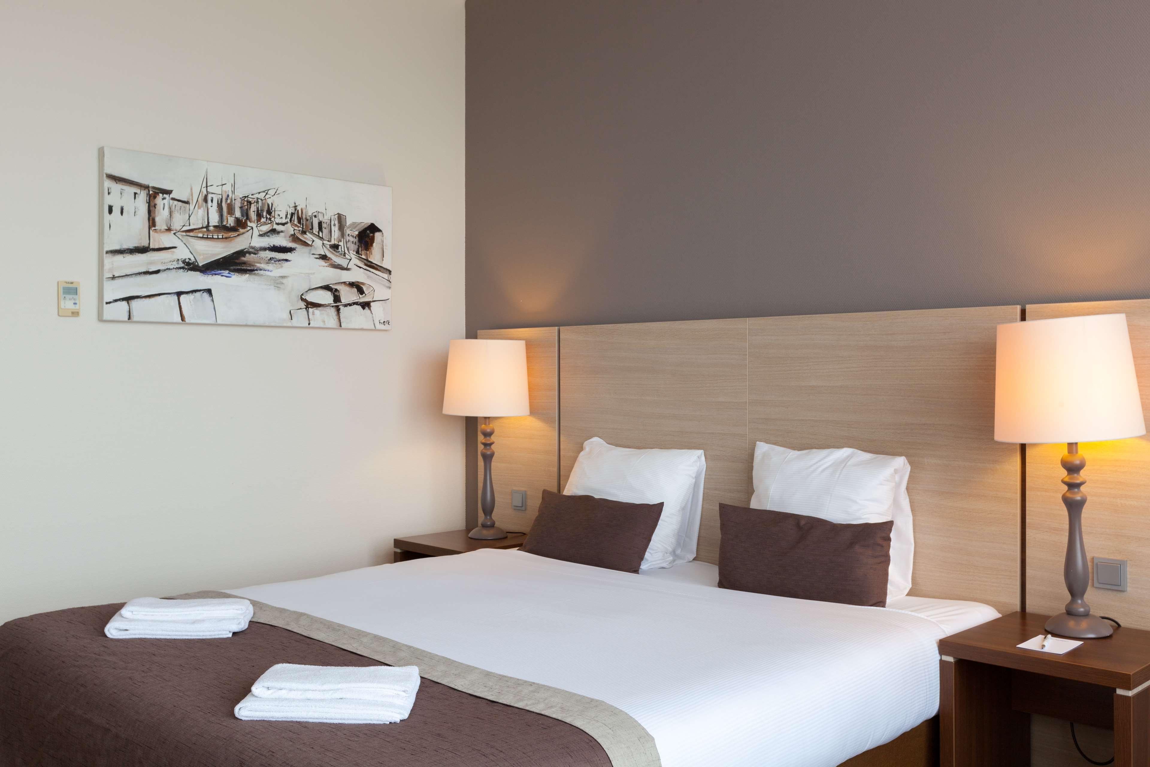 Hotel Western Airport & Conference Center