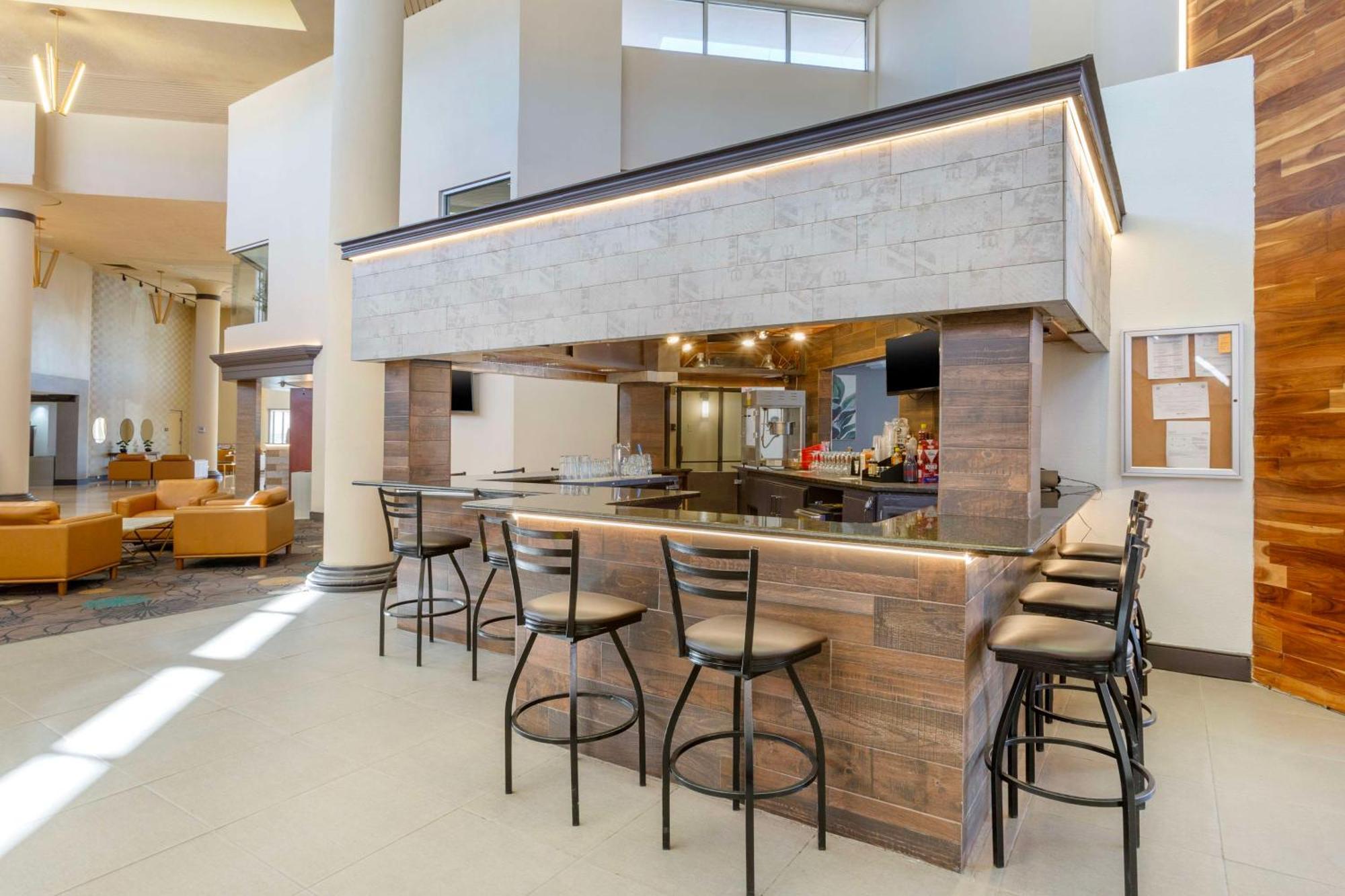 Western Airport & Conference Center Hotel El Paso